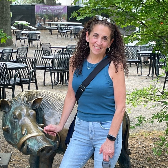 Meet your Poshers, Michele & Morgan - Picture 1 of 2
